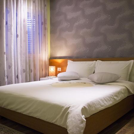 Hotel Bylis Tirana Exterior foto